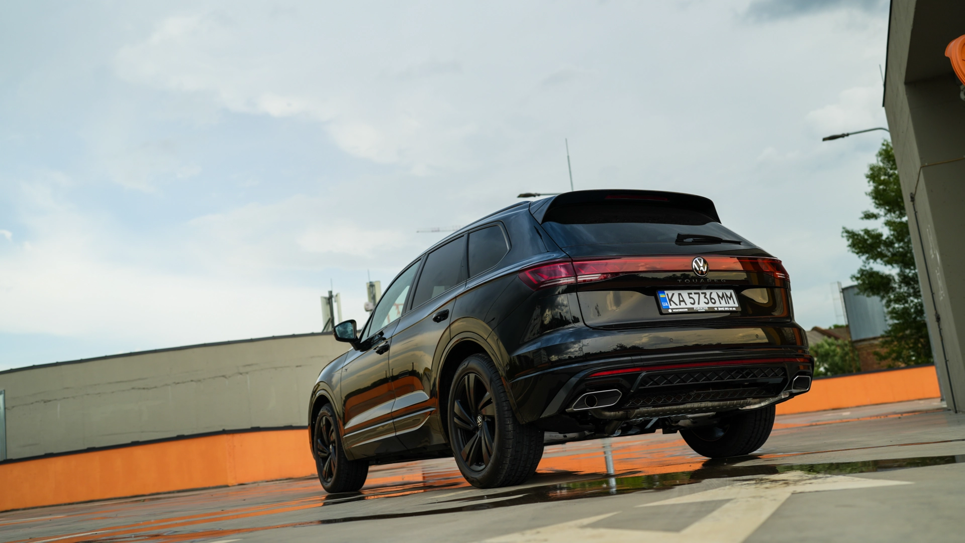 прокат Volkswagen Touareg R-Line фото 3