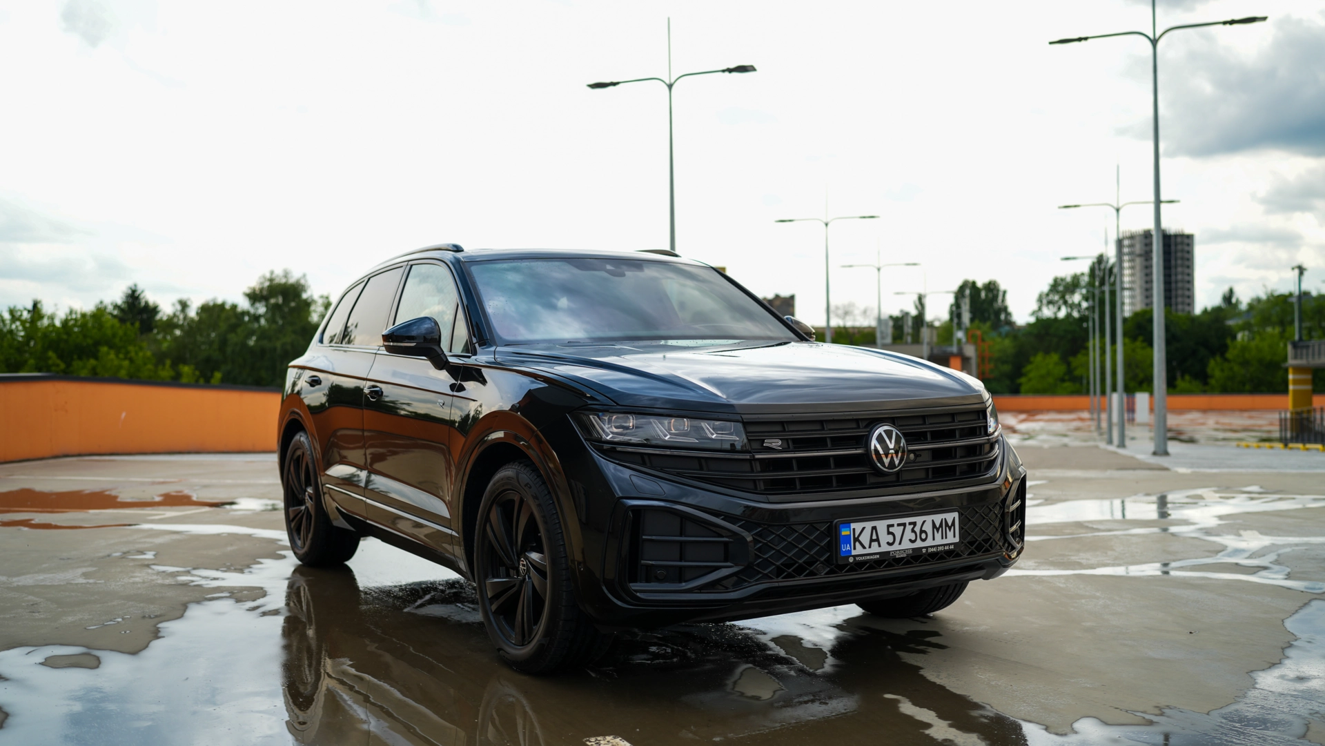 прокат Volkswagen Touareg R-Line фото 1