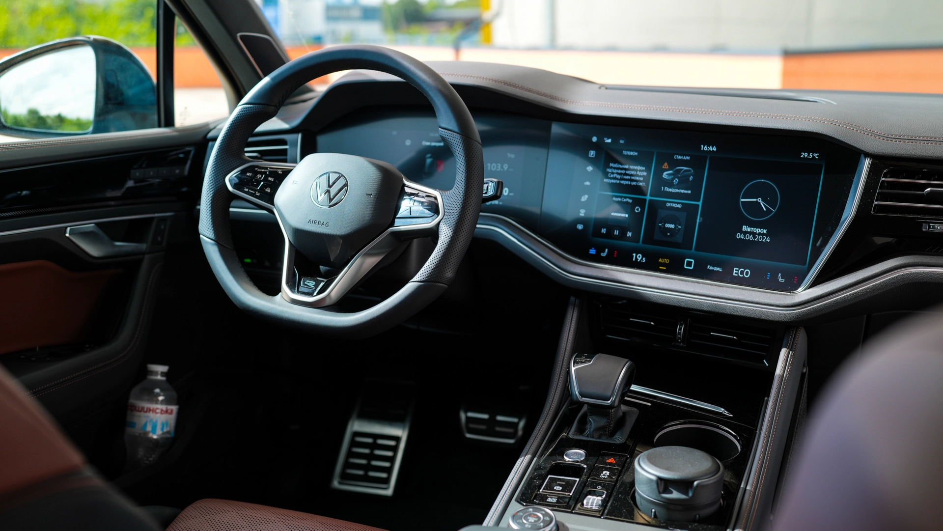 прокат Volkswagen Touareg R-Line фото 6