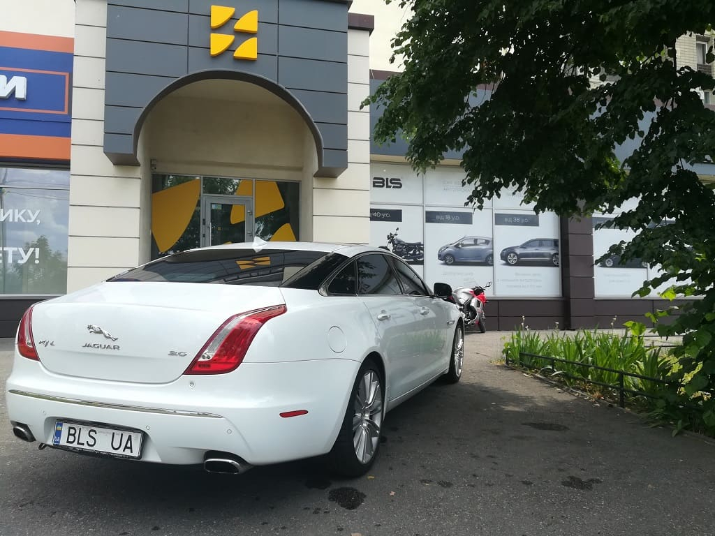 прокат Jaguar XJL фото 8