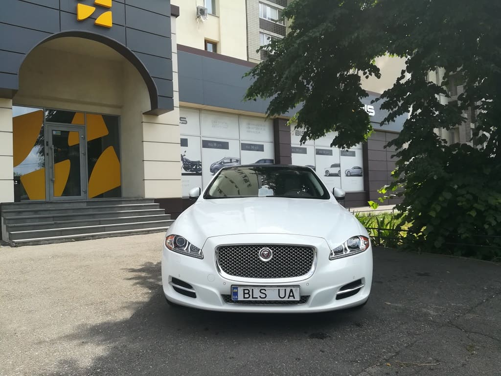 прокат Jaguar XJL фото 1