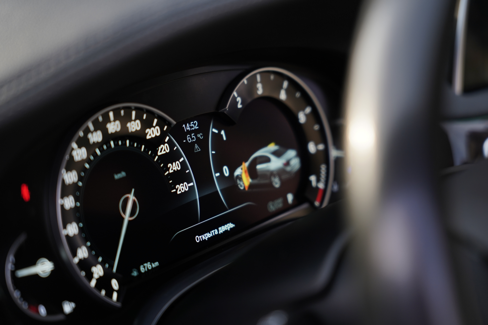 renting BMW 730I image 7