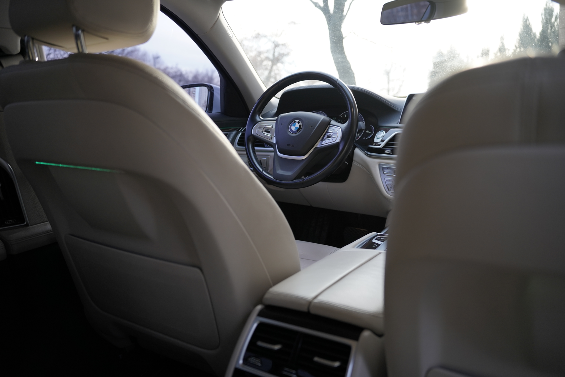 renting BMW 730I image 13