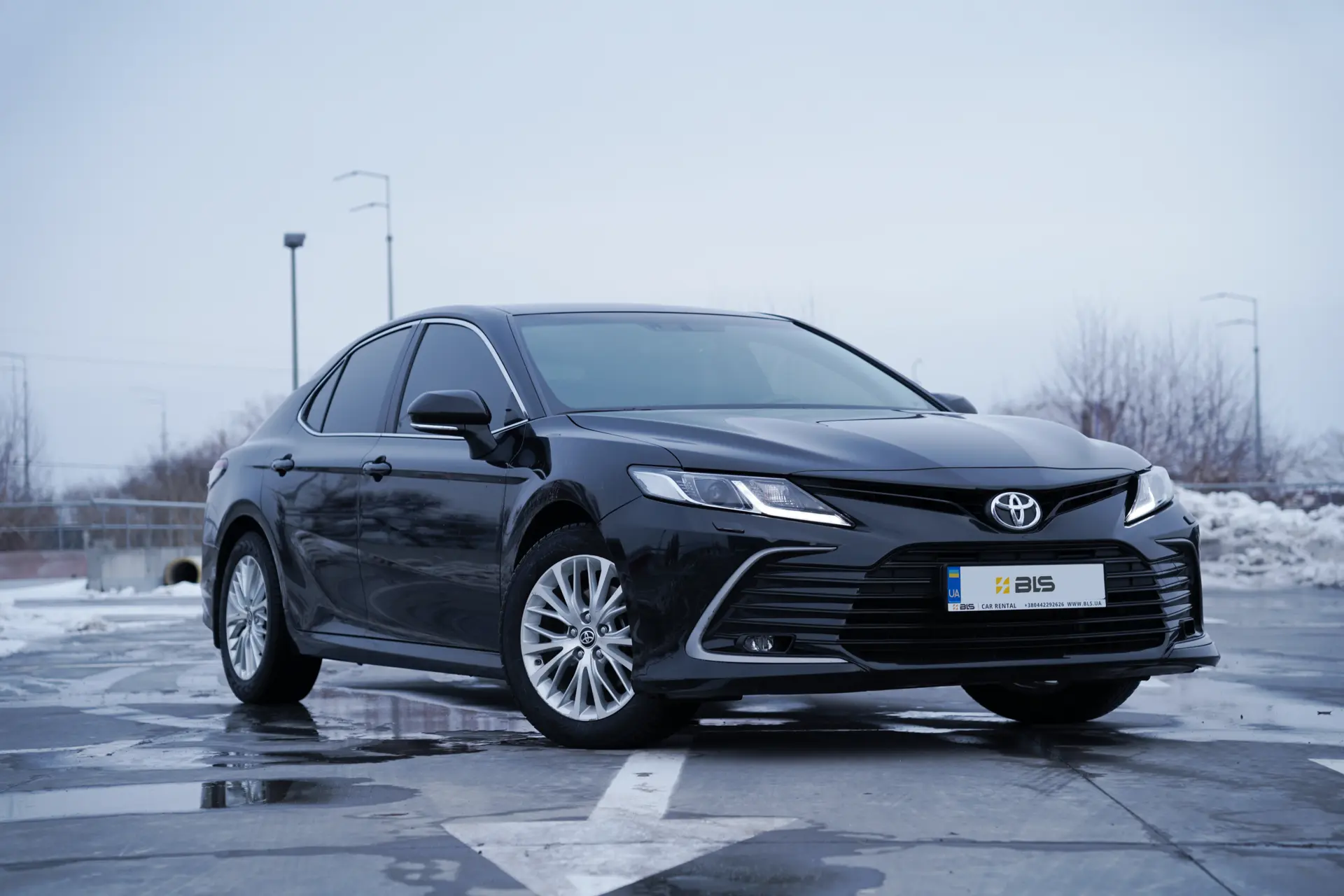 прокат Toyota Camry NEW фото 1