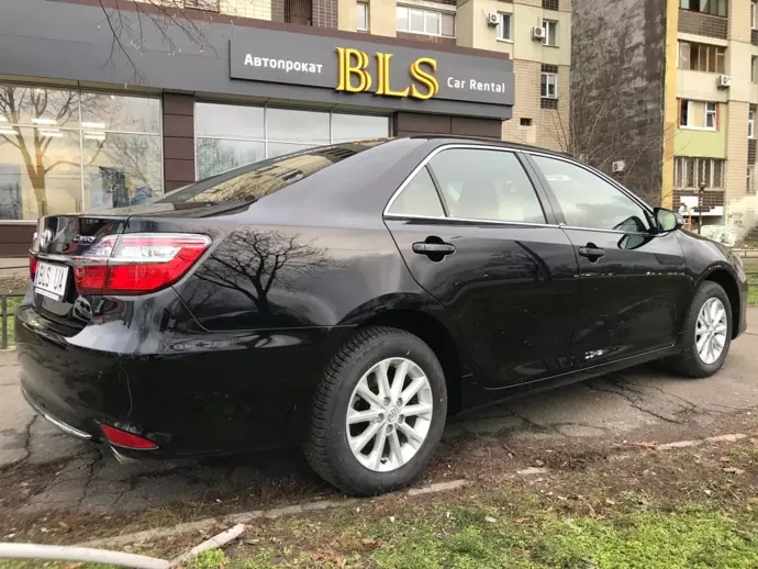 прокат Toyota Camry фото 11