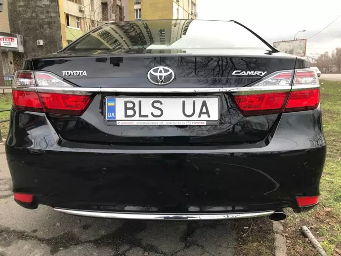 прокат Toyota Camry фото 8