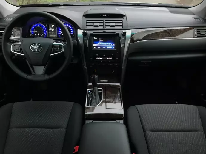 прокат Toyota Camry фото 6