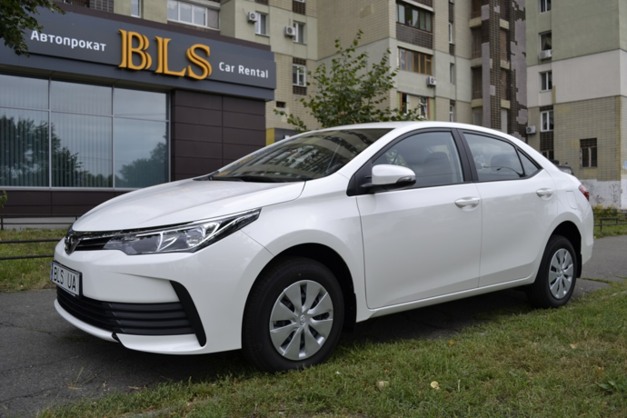 прокат Toyota Corolla