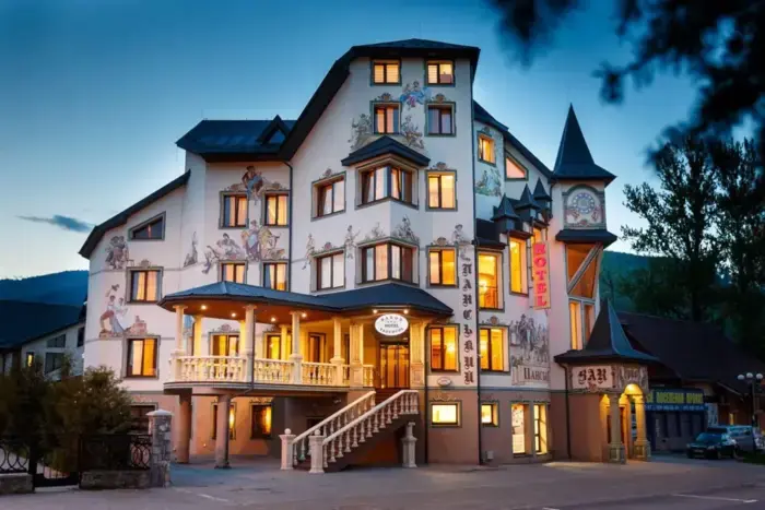 Фасад отеля — Baron Spa Hotel